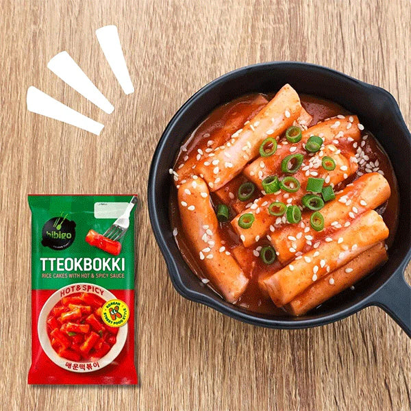 MHD:20.12.2024 Bibigo Tteokbokki Pouch Hot & Spicy Rice Cake 360g