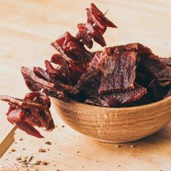 MHD:26.03.2024 Jack Link's Beef Jerky Sweet & Hot 25 g – Proteinreiches Trockenfleisch vom Rind – Getrocknetes High Protein Dörrfleisch (Copy)